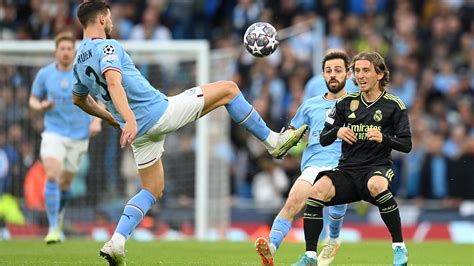 manchester city real madryt online